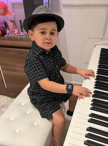 Abdu Rozik Biography, Age, Networth, Songs, Wikipedia, Disease
