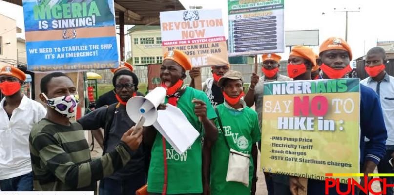 #RevolutionNow: Heavy Security As Angry Youths Protest In Ibadan